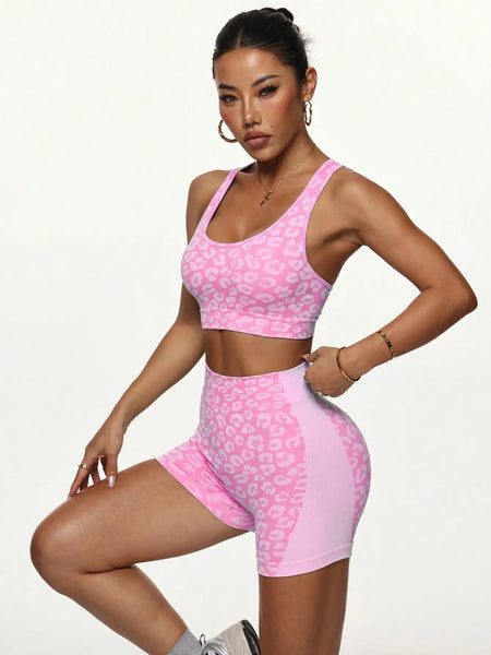 High waisted and belly hugging leopard print yoga set for women